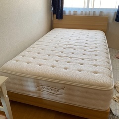 【マットレス付き】ニトリ セミダブルベッド