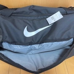 NIKE新品ボストンバッグ　ダッフルバッグの画像