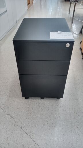 ★ジモティ割あり★  サイドボード 黒 H62×D47×W38 クリーニング済み TJ1934