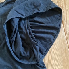⭕️美品★a.v.v★黒の袖フリルカットソーの画像