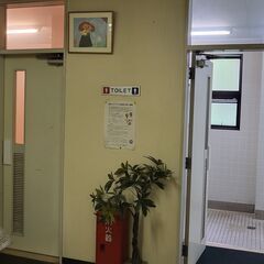 【日払い！】毎週水曜日お弁当付き！古物市場内にて家具・家電・ダンボール箱等の荷捌き作業の画像