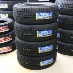 新品 DUNLOP WINTER MAXX03 205/50R17 89Q(22年 48、23年 24×2、25) WM03 スタッドレスタイヤ 4本 ダンロップ ウィンターマックス 札幌