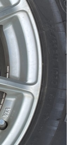 新潟市内送料無料スタッドレスタイヤ17インチ225/65R17四本5穴