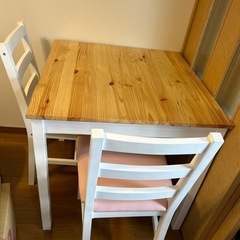 ダイニングテーブル★椅子2脚付き
