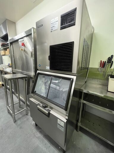 【HOSHIZAKI】 ホシザキ 星崎 チップアイス 製氷機 アンダーカウンター 3相200V 大型店舗用 大容量300K 厨房店舗業務用 CM-300AK 2020年製