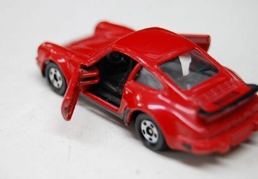 TOMICA ポルシェ 930 ターボ レッド 本体のみ 1/61 tomica 1979 made in China おもちゃ PORSCHE TURBO トミカ 札幌市 清田区 平岡