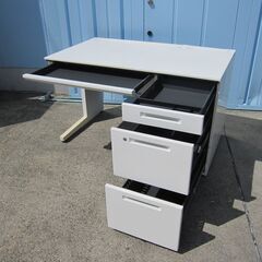 事務机 片袖デスク 1000x600 ホワイト 鍵あり コクヨ製iS
