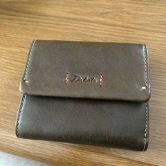 ダコタ財布