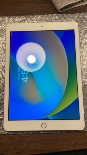 iPad 第6世代 9.7inch Wi-Fiモデル128GB