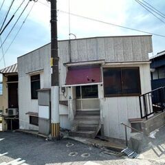 枝光３丁目公園前。店舗や事務所などに利用可。１階には倉庫もあります。