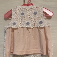サイズ80 petit main 刺繍が可愛いトップス♪の画像