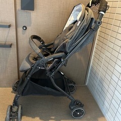 Combi ベビーカーの画像