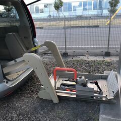 ご購入有難うございました！☆大幅値下げ☆【総額30万円】平成17年　日産セレナ　ｼﾙﾊﾞｰ　福祉車両　車いす移動車　４WD　走行距離97,000㎞の画像