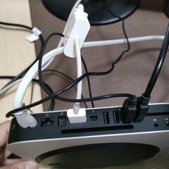 【新送料無料】さらに！さらに！値下げしました！MacMini corei5  2,5hzメモリ4gb　ディスプレイ27インチ、キーボード、マウスセットの画像