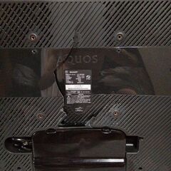 SHARP アクオス　32V型液晶テレビ、カード必要なければ無料で、の画像