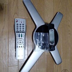 SHARP アクオス　32V型液晶テレビ、カード必要なければ無料で、の画像