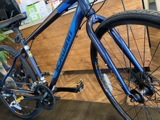 【チェーン新品！SCHWINN super sport2ディスクブレーキ】3×8速　700×32cクロスバイク　マットネイビー　名古屋
