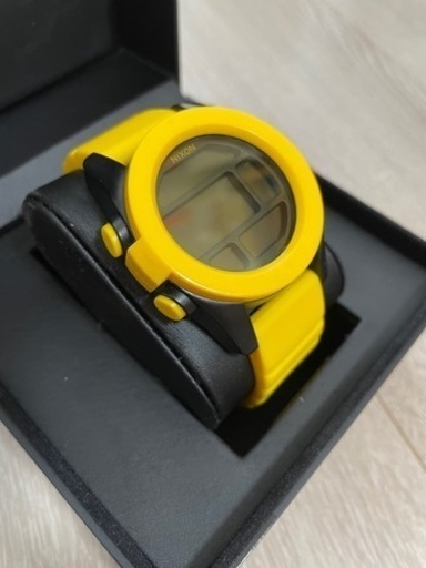 【✨良品・最終お値下げ✨】NIXON/ニクソン　ユニット　腕時計　デジタル イエロー 黄色