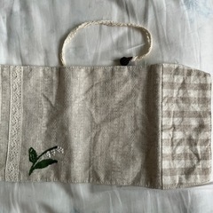 ブックカバー 文庫本サイズ A6 刺繍 レース 鈴蘭 すずらんの画像