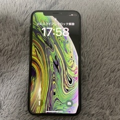 iPhone Xs ブラック