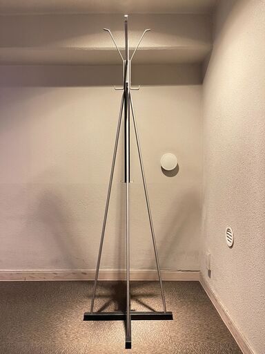 IKEA TJUSIG ポールハンガー