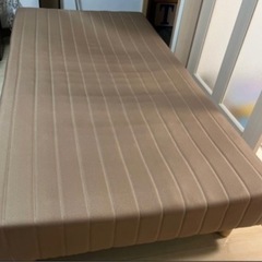 【再掲載】シングルベッド