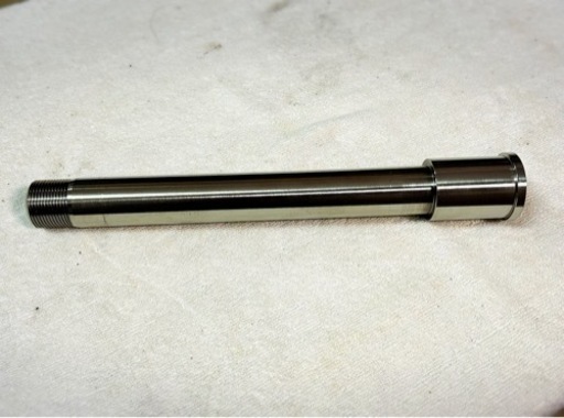 64チタン製　フロントアクスルシャフト　ZRX.ZZR1100.1200