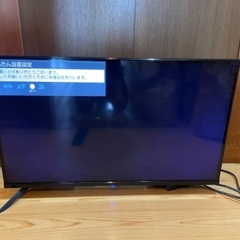 2022年製　32V型液晶テレビ　Wチューナー内蔵