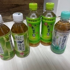 カップラーメン15個　お茶5本の画像