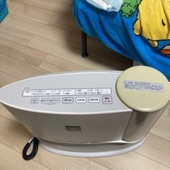 シャープ プラズマクラスター搭載 加湿セラミックファンヒーター ホワイト HX-G120Wの画像