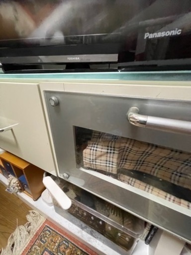 テレビボード