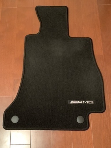 メルセデス・ベンツ　AMGフロアマット　W205  Cクラスセダン適合