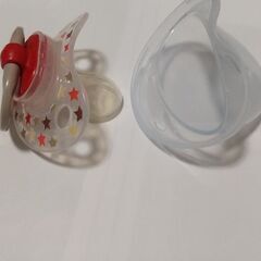 NUK　おしゃぶりの画像