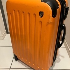 スーツケースの画像