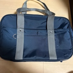 スクールバッグ10月中旬引越しの為9月30日締切