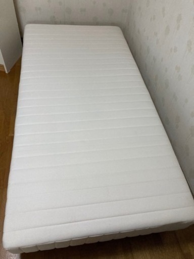 シングルベッド