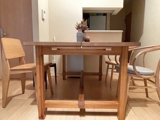 IKEAダイニングテーブル 伸長式(152〜223cm) 一部解体可能 4〜6人がけ