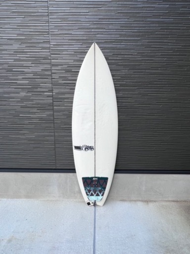 JS Black Box 3 スワロー PU長さ5’7 幅 19 1/4 厚み 2 1/4 容量26.1L サーフボード