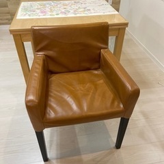 ダイニング椅子2脚セット　IKEA 肘掛け椅子　レザー調オーダー...