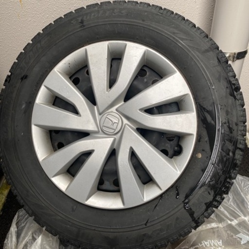 スタッドレスタイヤセット　215/65R 16