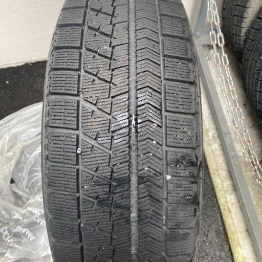 スタッドレスタイヤセット　215/65R 16