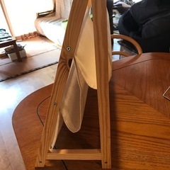 値下げ　　マガジンラック　新品の画像