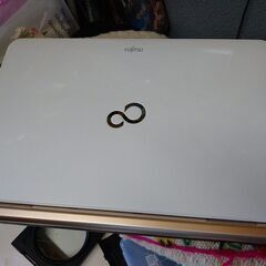 NEW 富士通 FMV らくらくパソコン AH/R4H Core i5