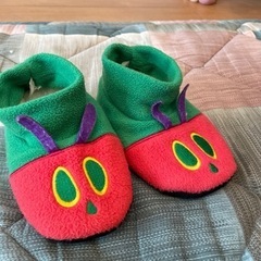 🍎🐛はらぺこあおむしの靴👟✨‼️