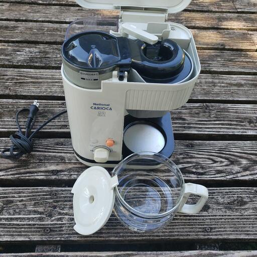 70年代アメリカ　ファーバーの電気コーヒーメーカーです。　未使用品は貴重です 年代物)コーヒーメーカー (おやじ年金暮らし) 高知のキッチン