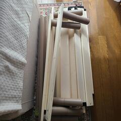 モダンデコ シングルすのこベッド(フレームのみ)の画像