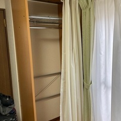 【引取り決定済】伸縮可能クローゼットの画像