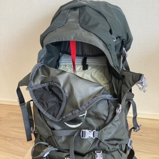 登山用ザック オスプレイ ARIEL55 レディースSMサイズ