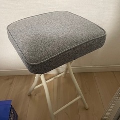 折りたたみチェア グレーの画像