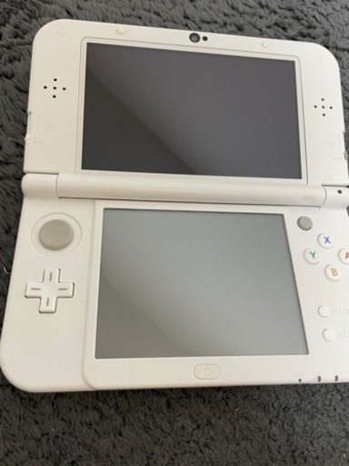 ニンテンドー3DSホワイト ほぼ未使用